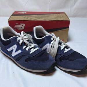 New Balance 373 Classic Lifestyle Sneakers in Navy Blue (M373NBS)